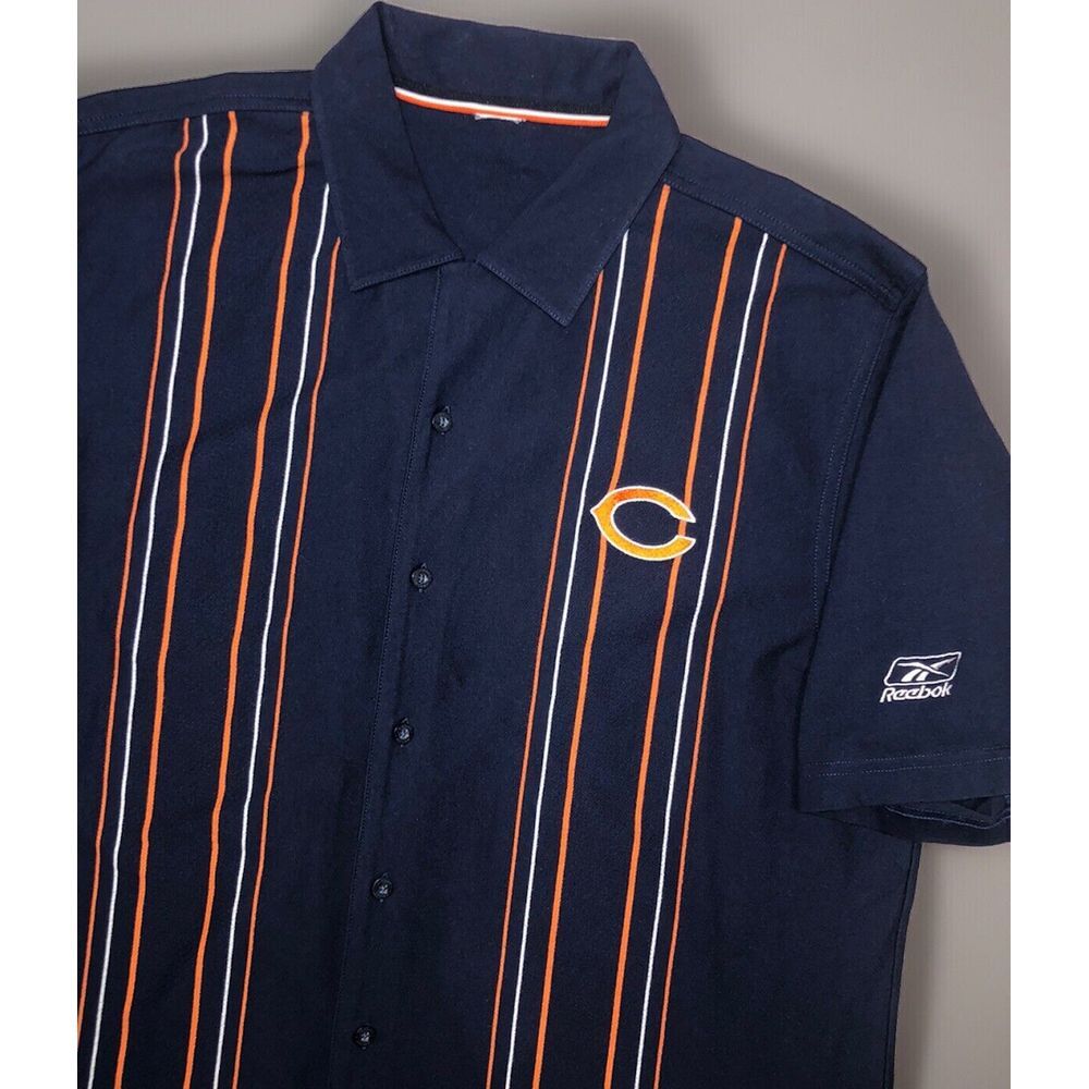 Reebok Chicago Cubs NFL Men's L Short Sleeve Button Up Shirt Striped Embroidered